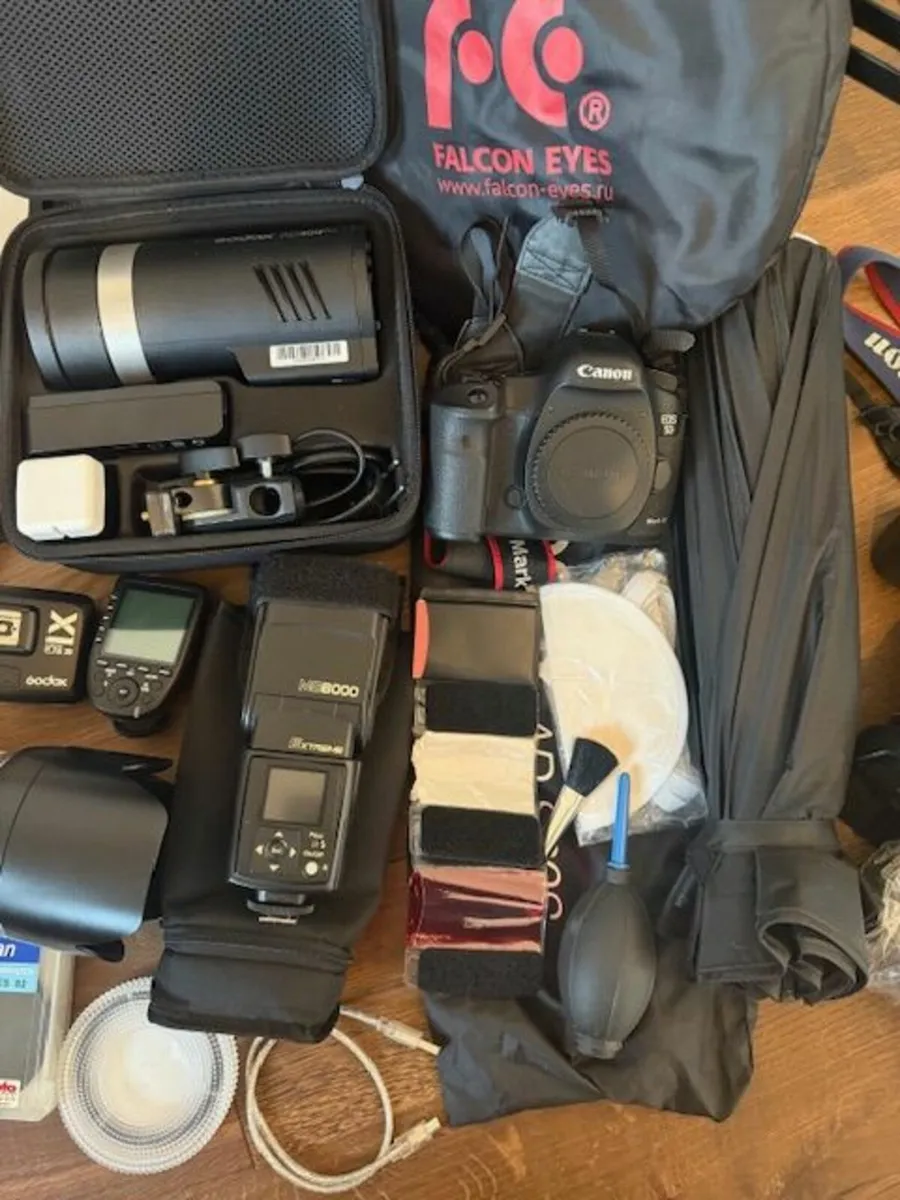5D Mark III, L Lenses, Godox AD300Pro and more - Image 1
