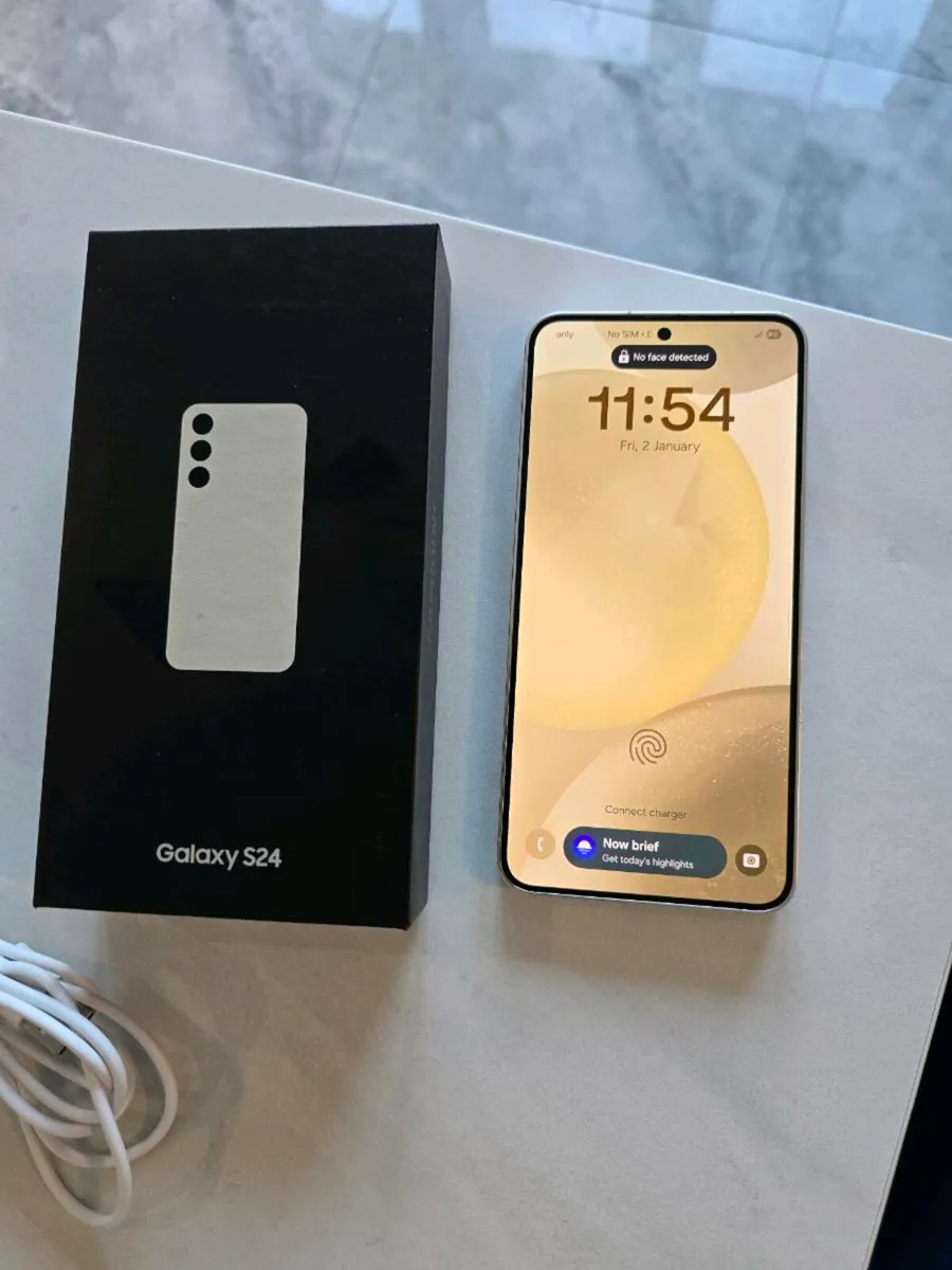 Samsung Galaxy S24 – Amber Yellow – 128GB - Image 2