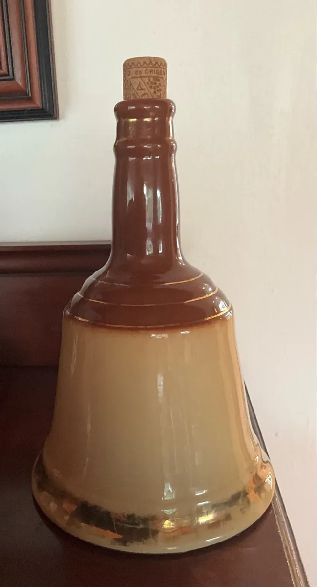 Original Wade BELL’S SCOTCH WHISKEY Decanter - Image 2