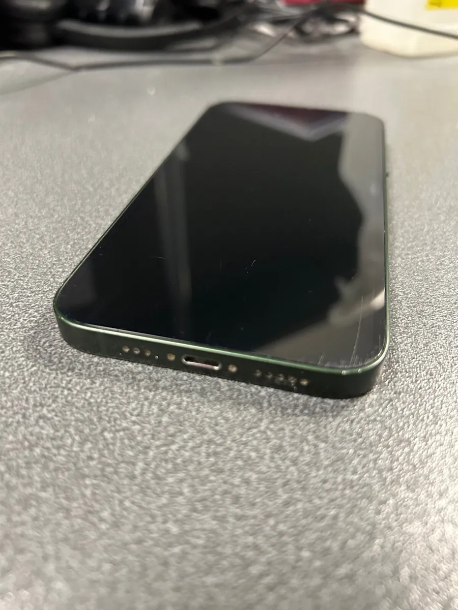 iPhone 13 128GB - Image 2