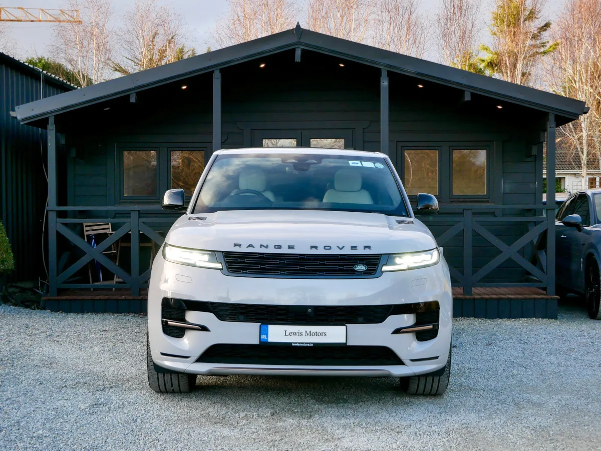 2024 Range Rover Sport Dynamic SE 460 - Image 2