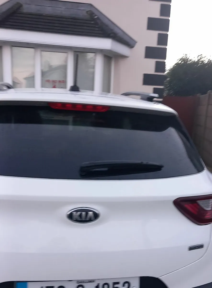 Kia Stonic 2017 - Image 1