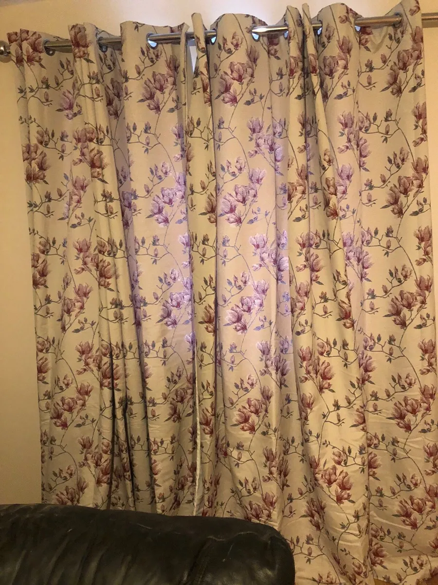 Curtain - Image 4