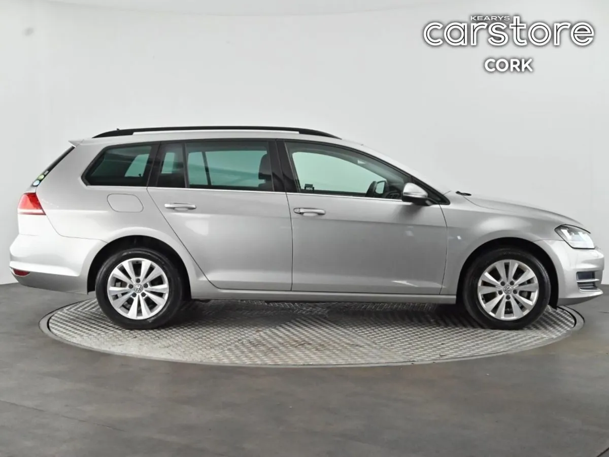Volkswagen Golf 1.2 TSI Auto Estate - Image 2