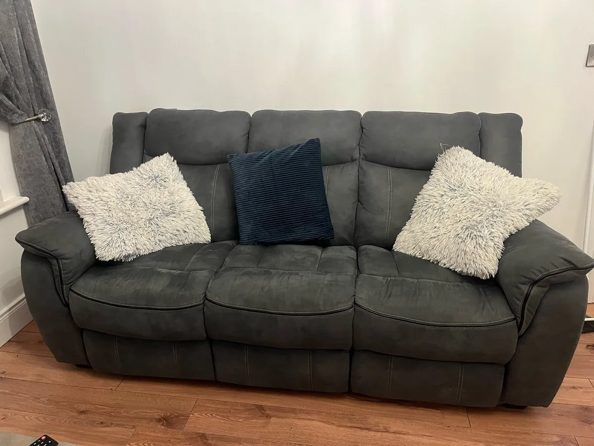 sofa 2 seater three seater - Image 1