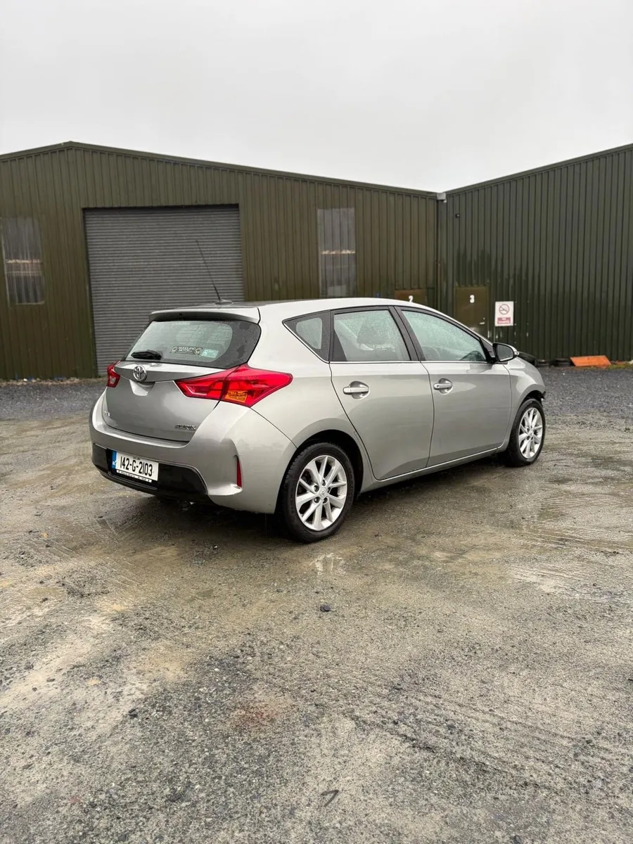 2014 Toyota,auris 1.3 petrol - Image 1