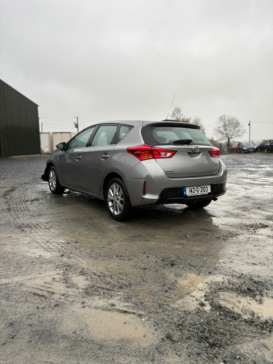 2014 Toyota,auris 1.3 petrol - Image 3