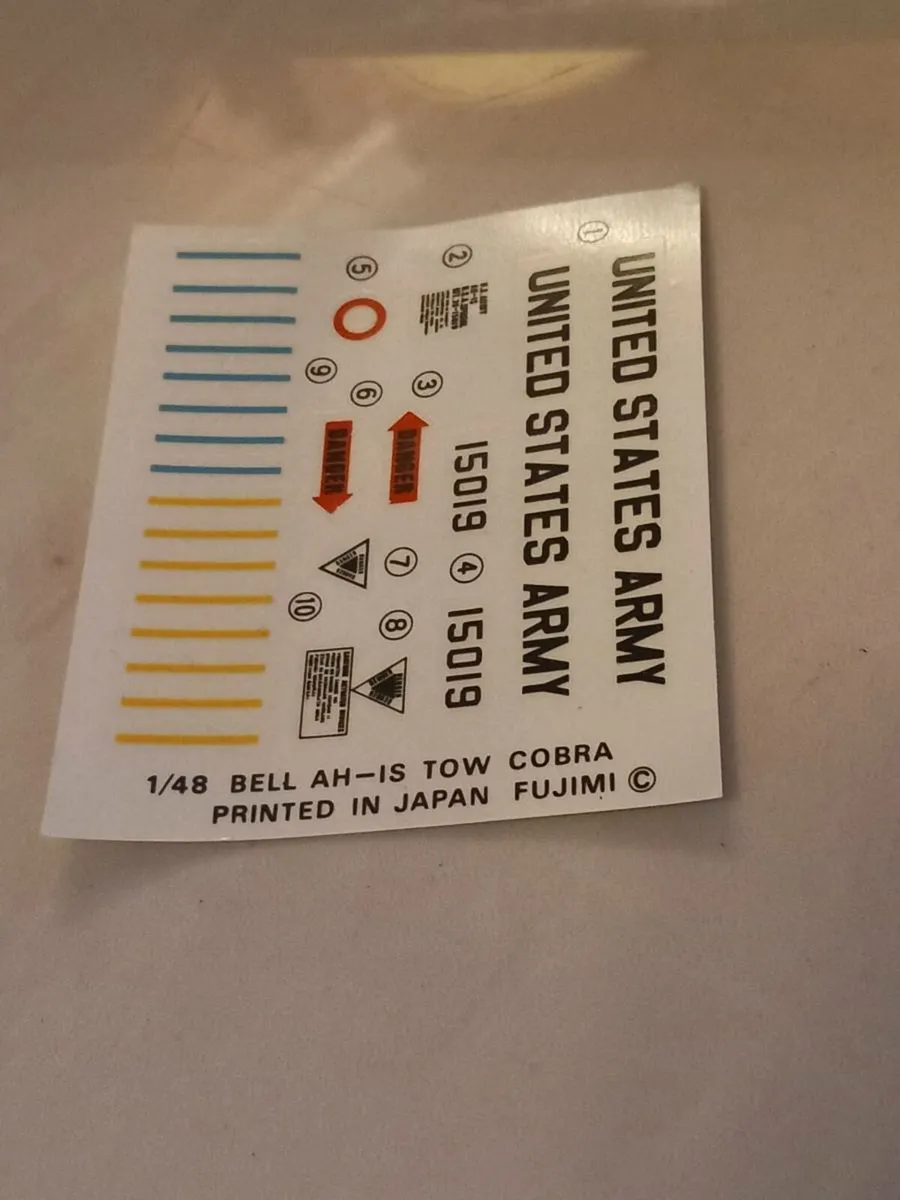 Model kit, Tow Cobra helicopter, D18 post 10e - Image 3