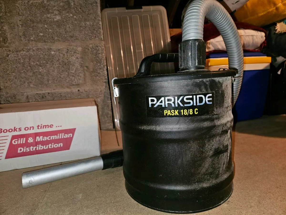 Ash hoover attachment - Image 1