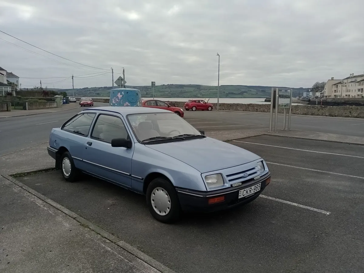 Ford Sierra - Image 4