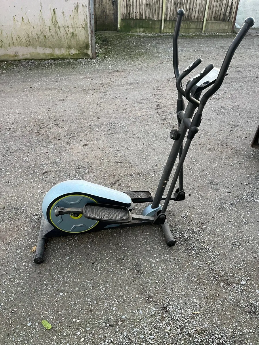 Cross trainer and bike - Image 1