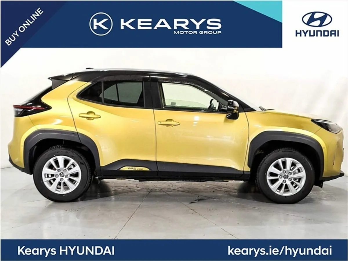 Toyota Yaris Cross Hybrid Auto - Image 3