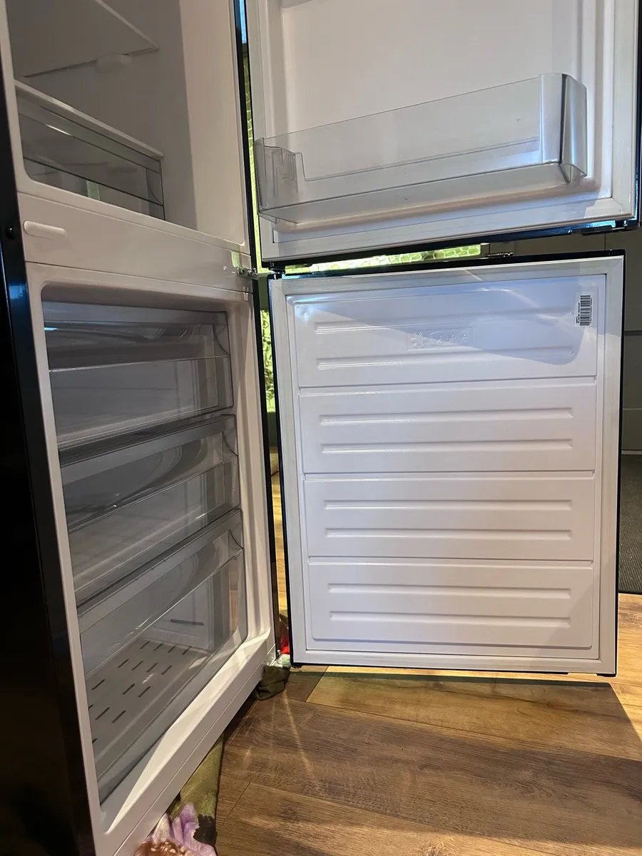 Fridge/freezer - Image 4