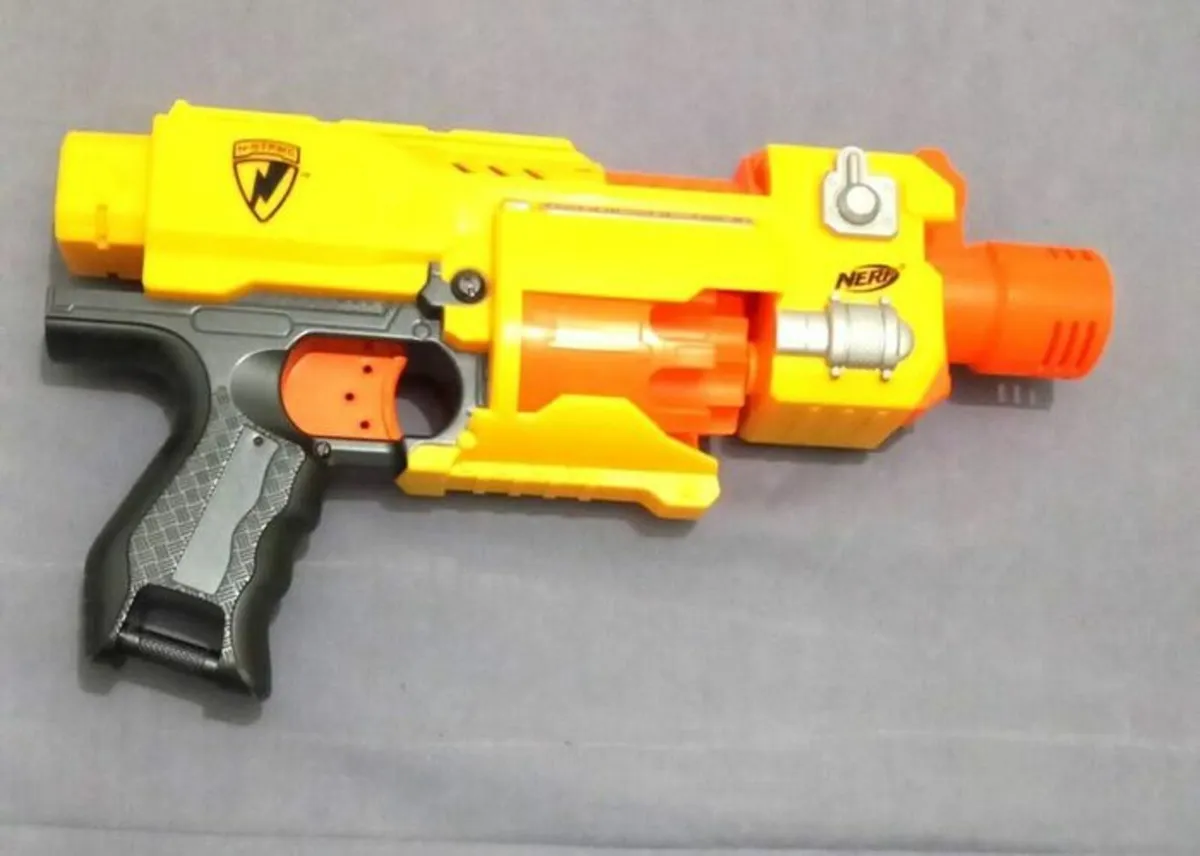 NERF N-Strike Barricade RV-10