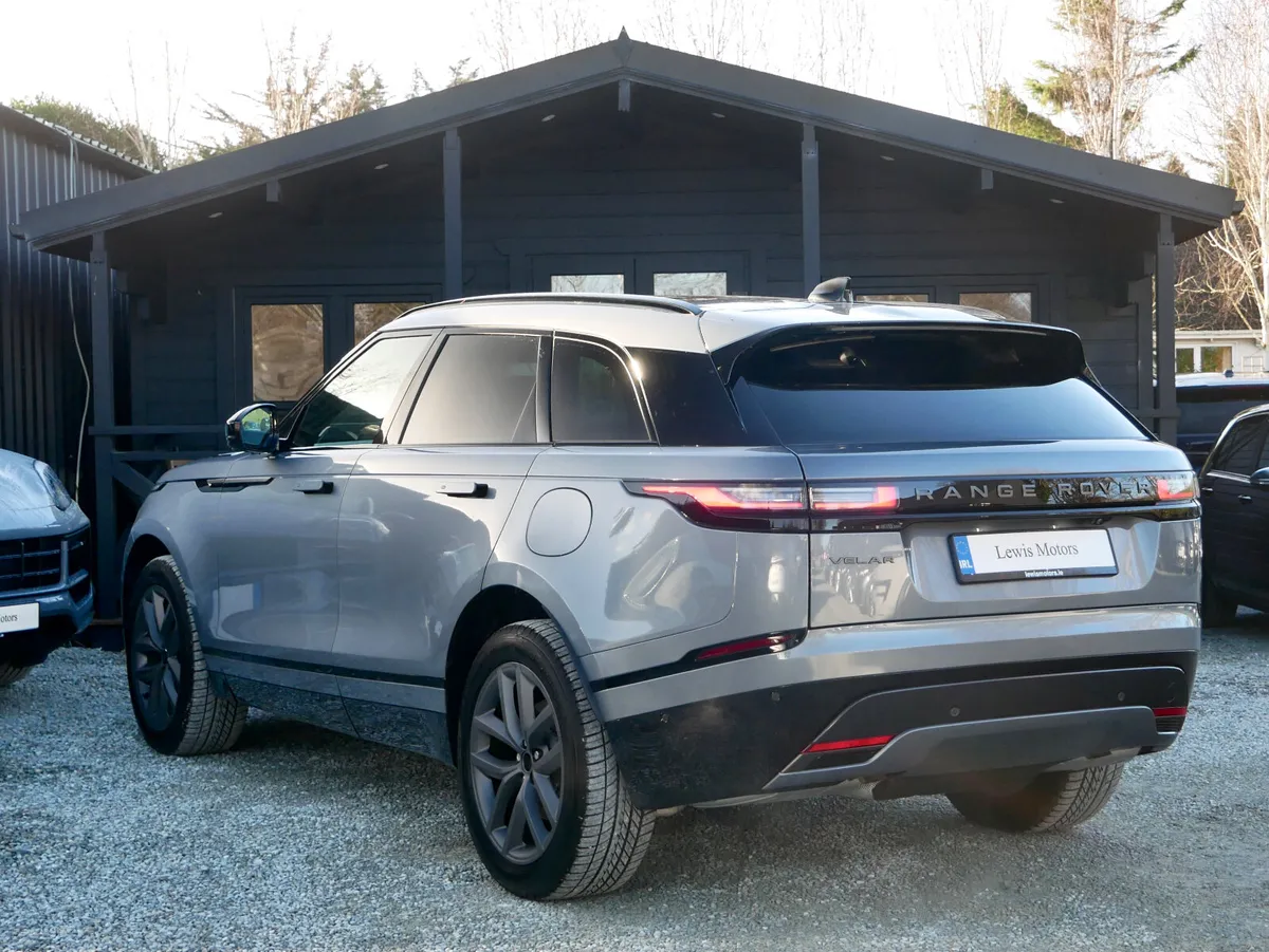 2025 Range Rover Velar Dynamic SE P400e - Image 4