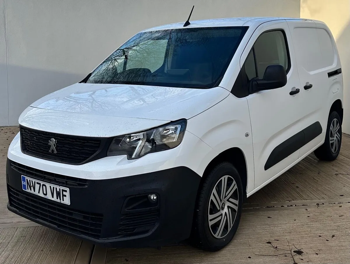 2021 Peugeot Partner ( NO VAT) - Image 2