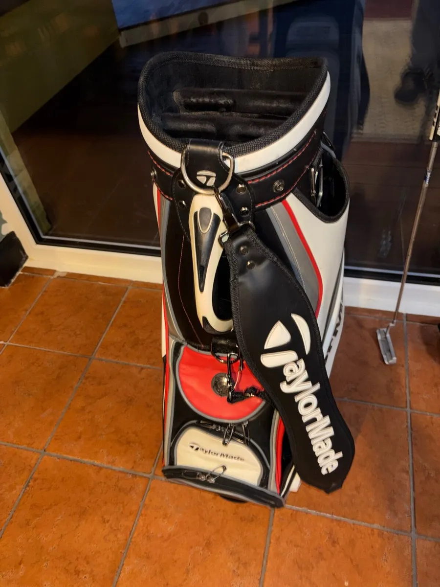 Taylormade Golf bag - Image 2