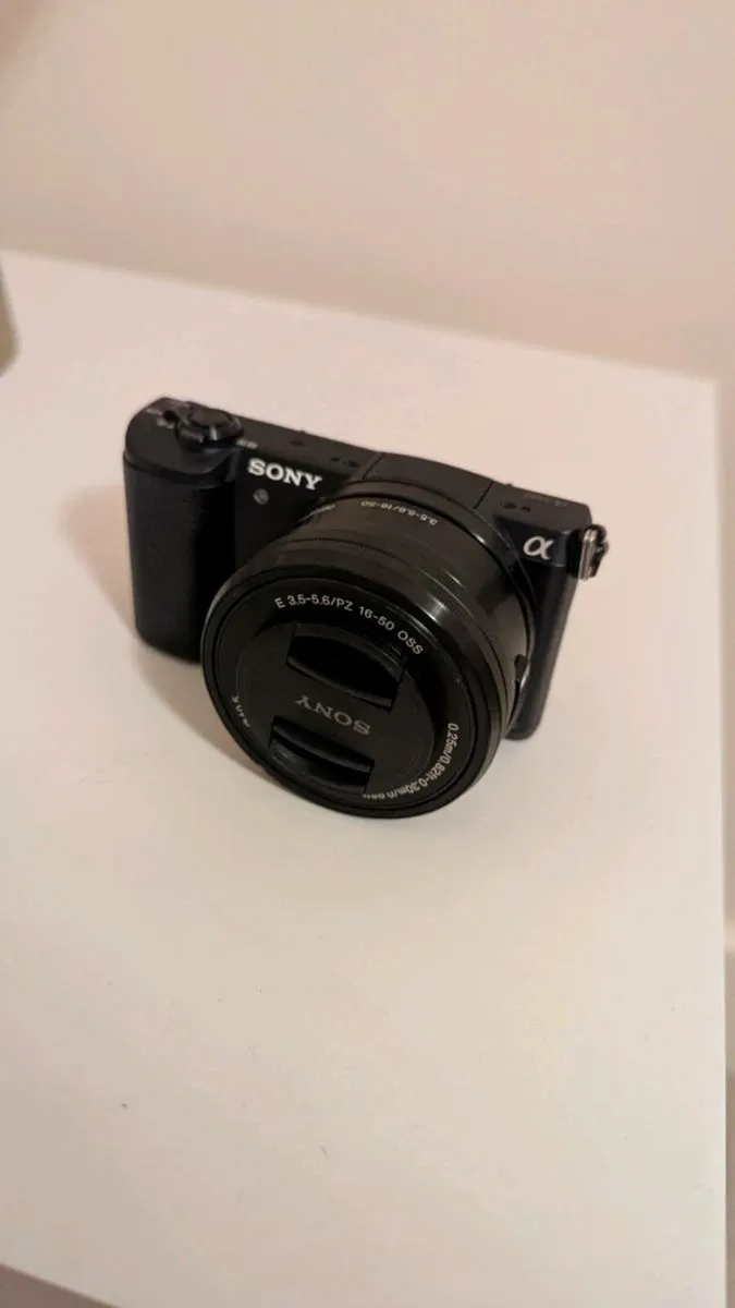 Sony A5100 - Image 1