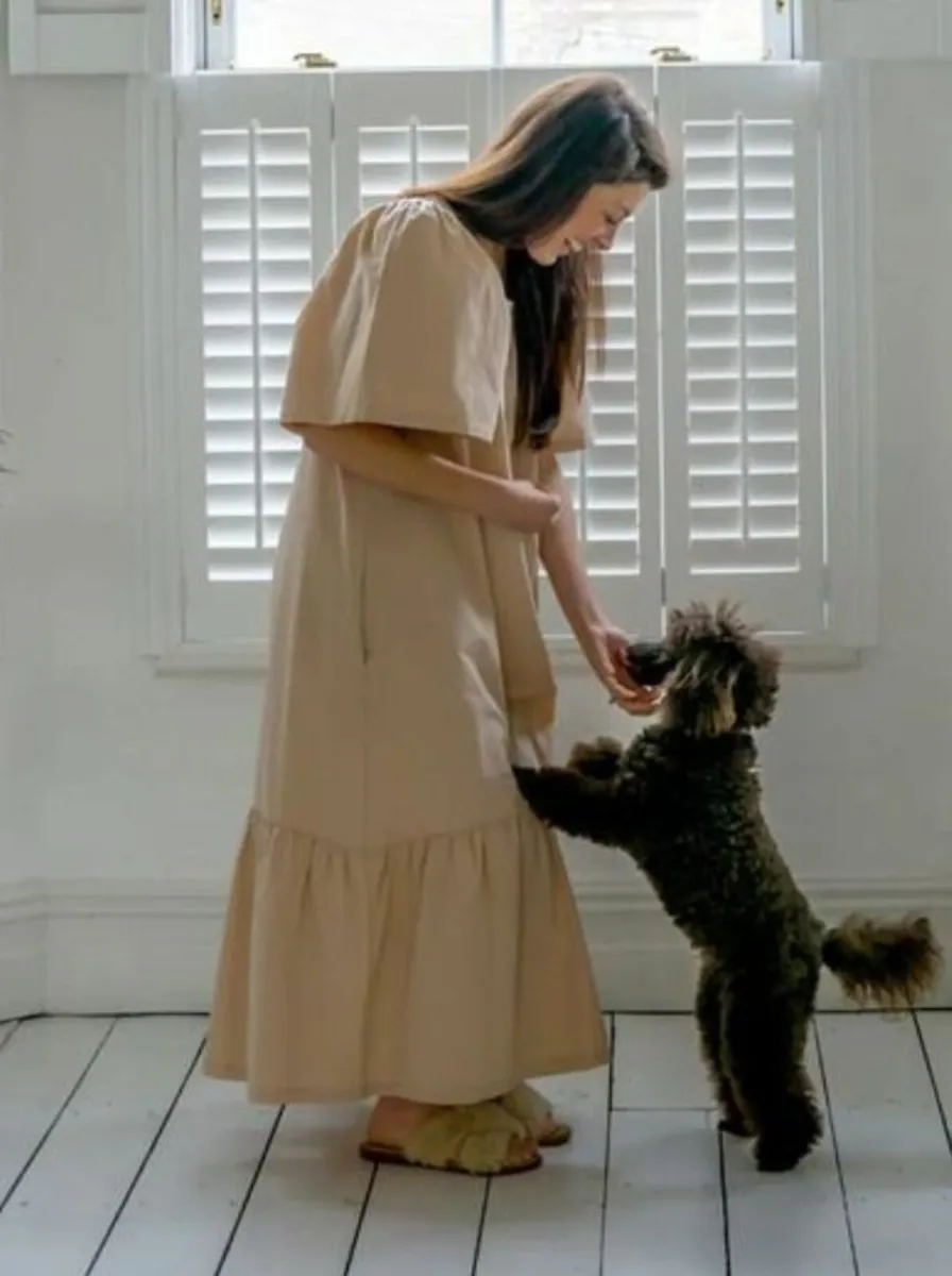 Ladys Dress, size-L, new. - Image 1