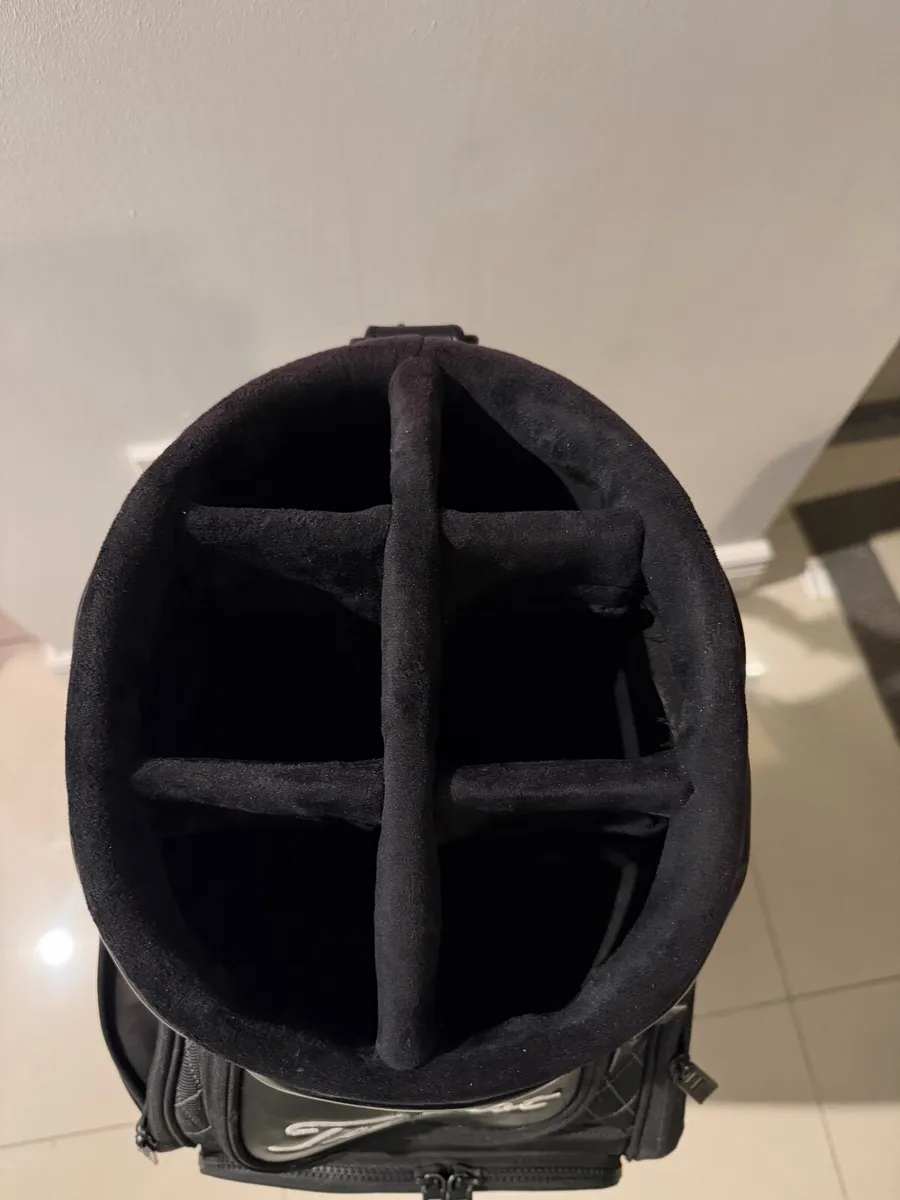 Titleist Mid Size Tour Golf Bag - Image 2