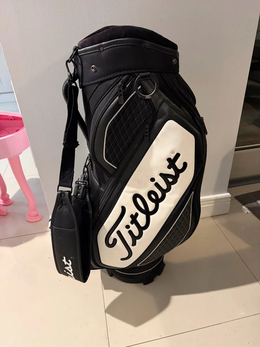 Titleist Mid Size Tour Golf Bag - Image 4