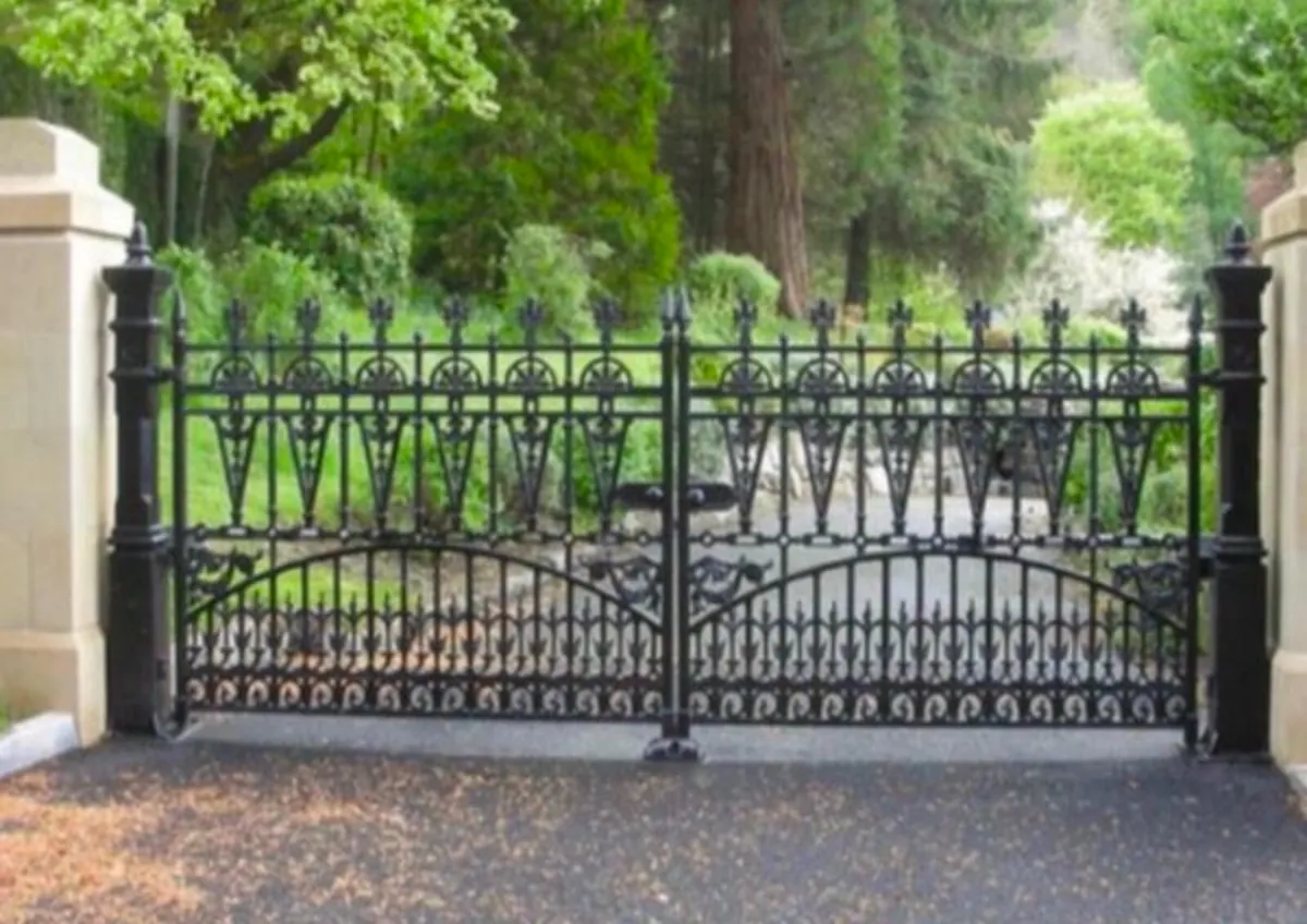 BRAND NEW SOLID CAST IRON GATES WITH POSTS - Image 1
