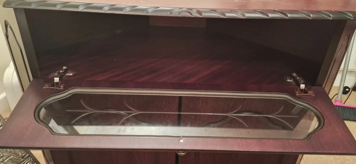 Television unit and living room furniture - Image 3