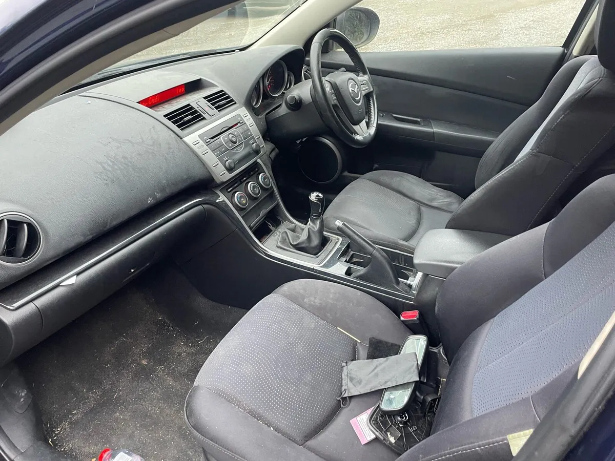 09 Mazda 6 dsl …€395 car sold in full for braking - Image 3