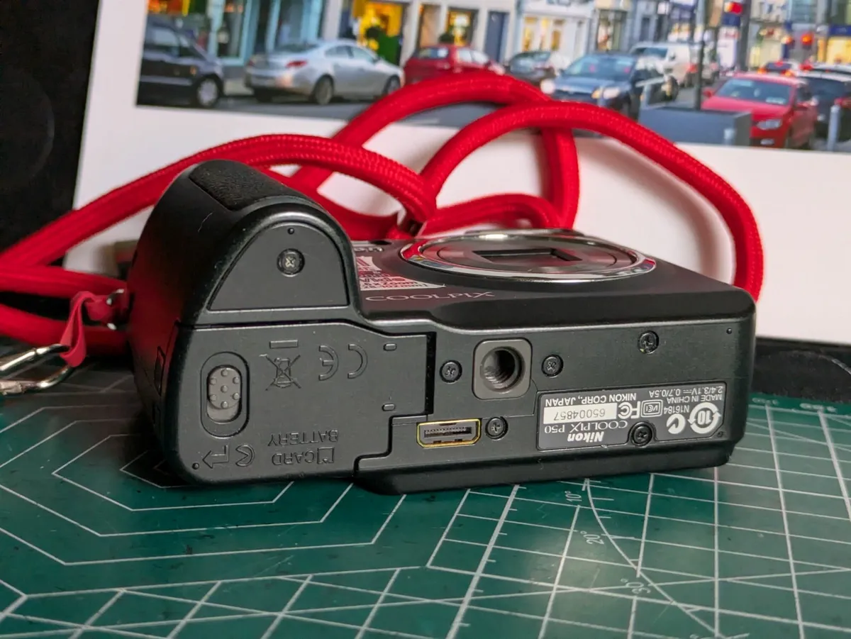 Nikon Coolpix P50 8MP CCD🌈 compact camera - Image 4