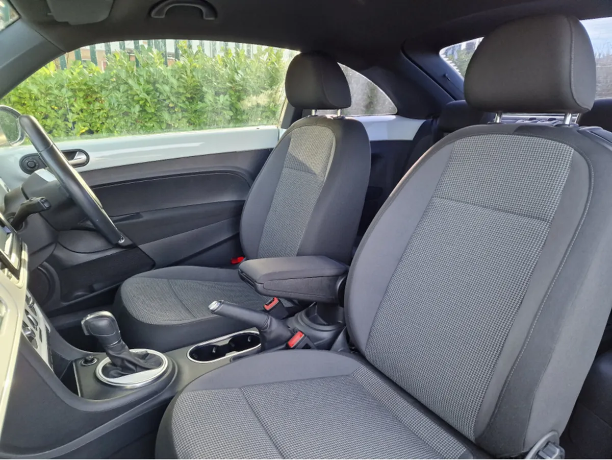 Volkswagen Beetle 1.2 AUTOMATIC *** ALLOYS *** BLU - Image 4