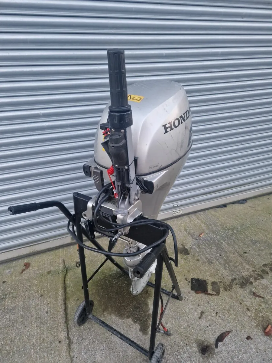 2011 Honda BF10 hp 4-stroke L-shaft Electric start - Image 3