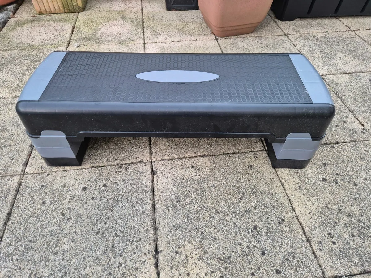 Bodypump barbell and Step - Image 1