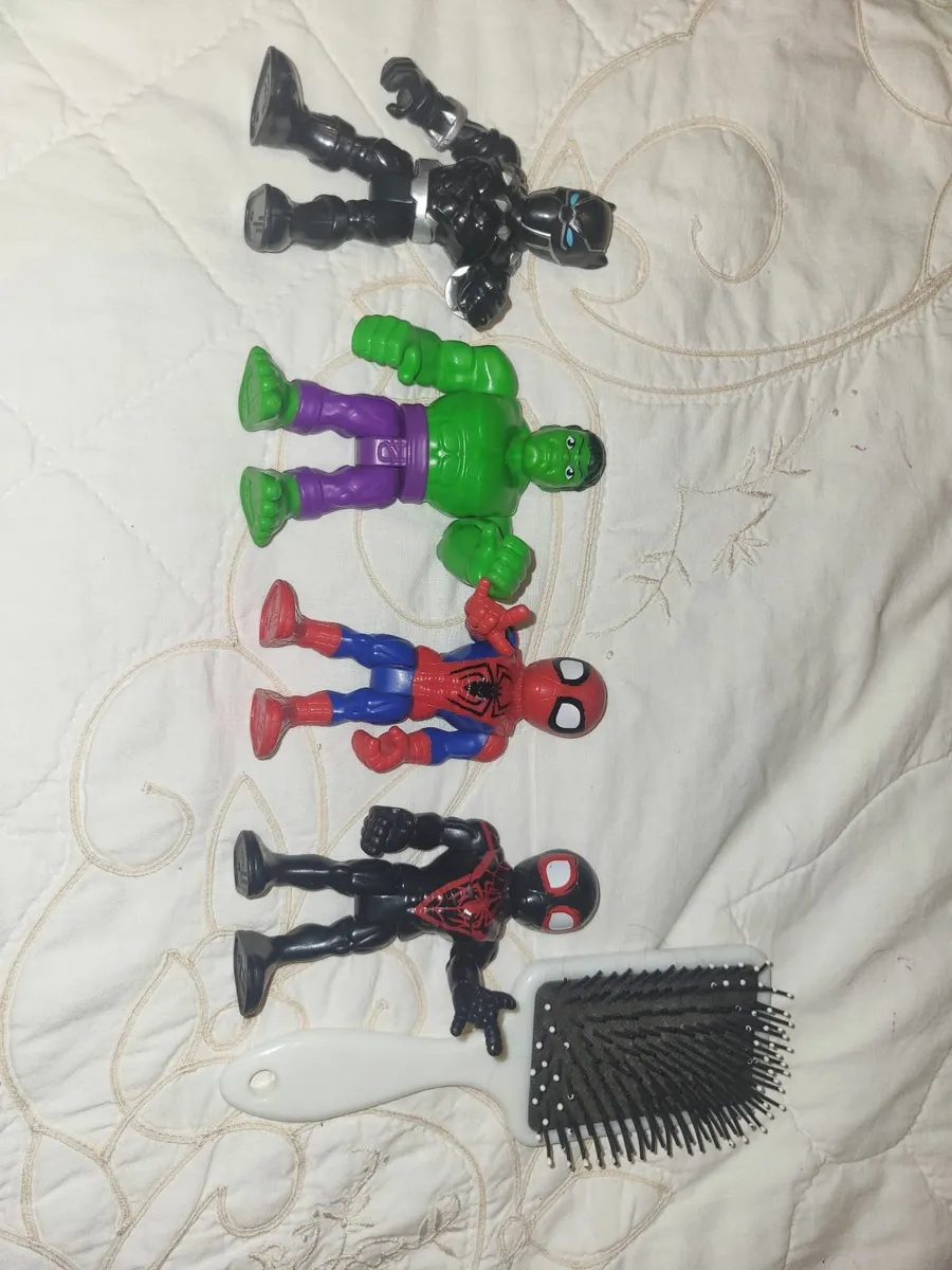 Marvel Figures - Image 2