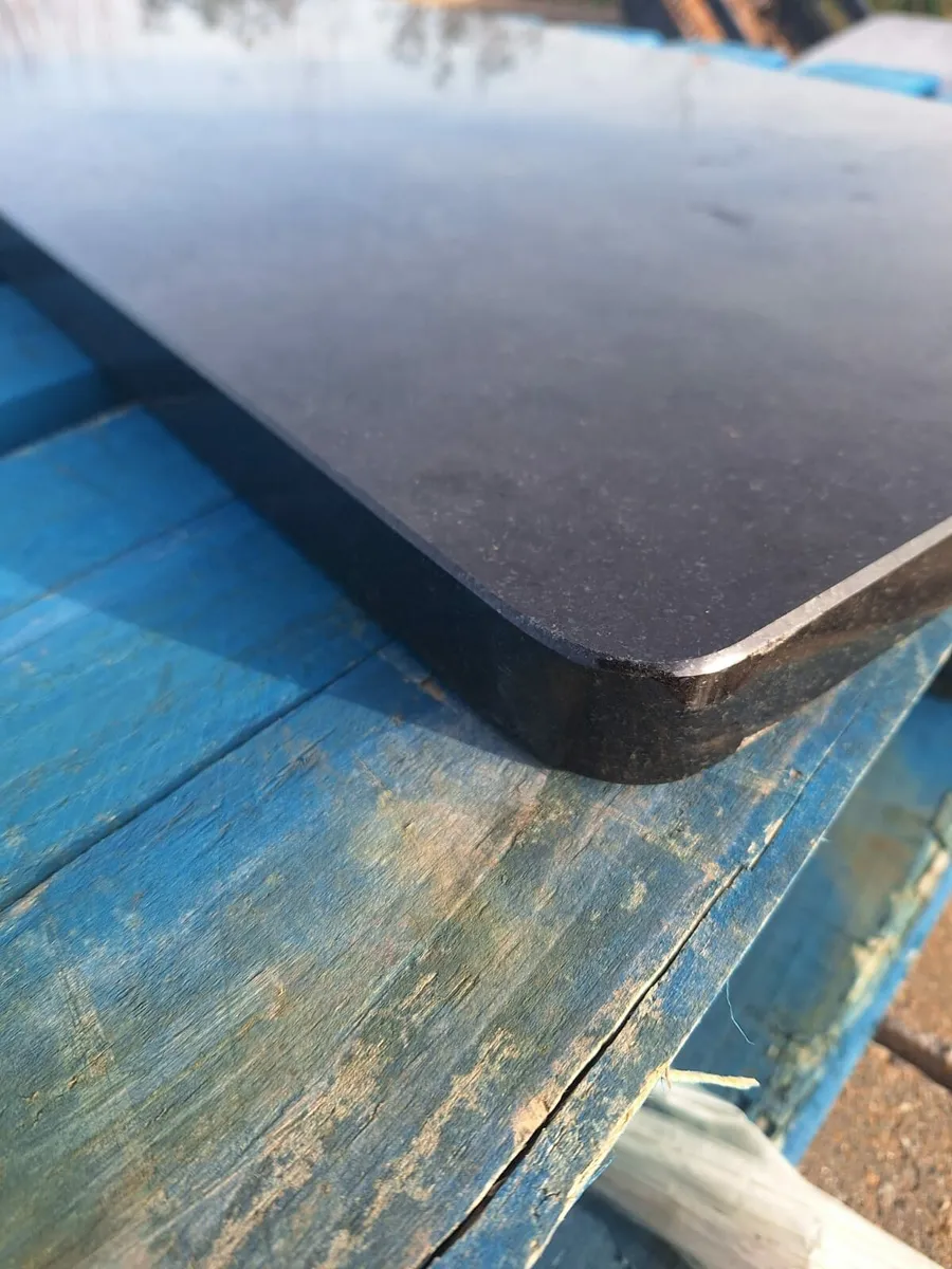 Black granite step - Image 3