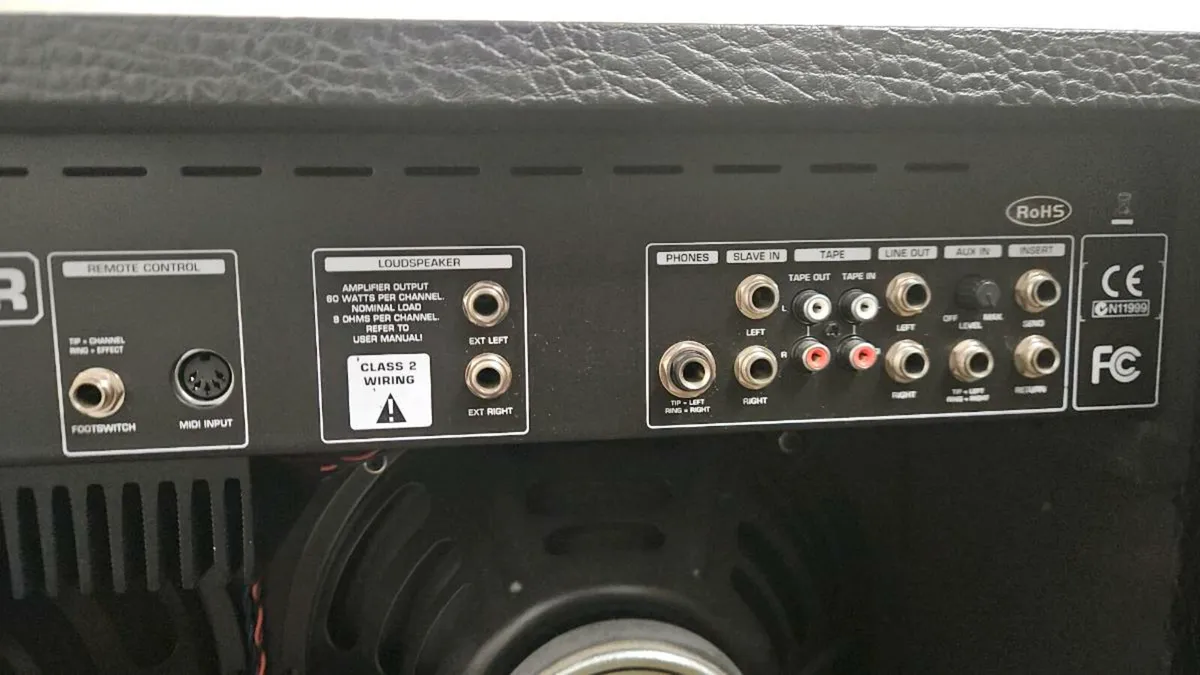 Stereo 2 x 60-Watt modelling guitar amplifier - Image 3