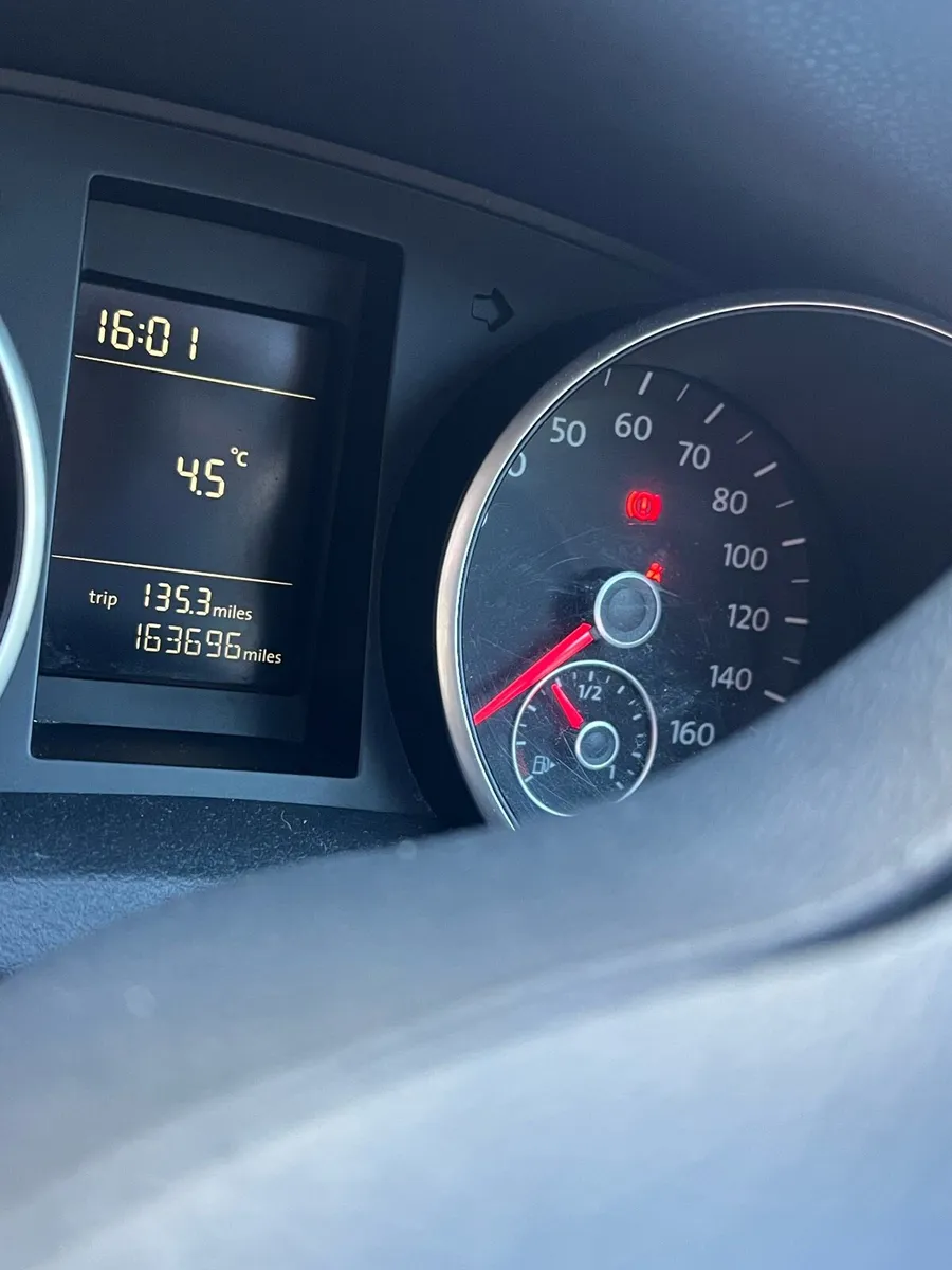 Volkswagen Golf - Image 2