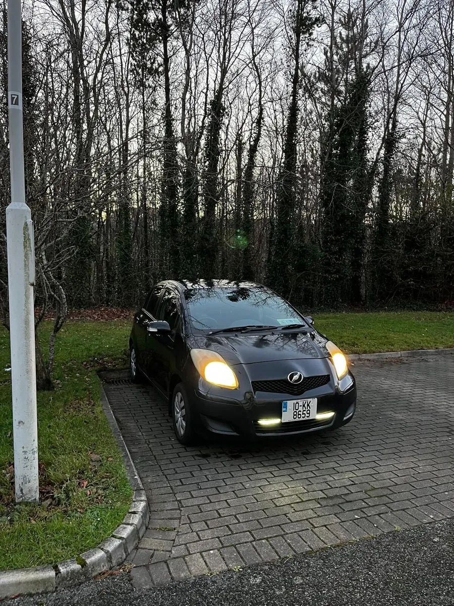 2010 Toyota Vitz Automatic | NCT & Taxed - Image 1
