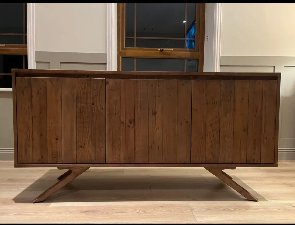 Walnut sideboard - Image 1
