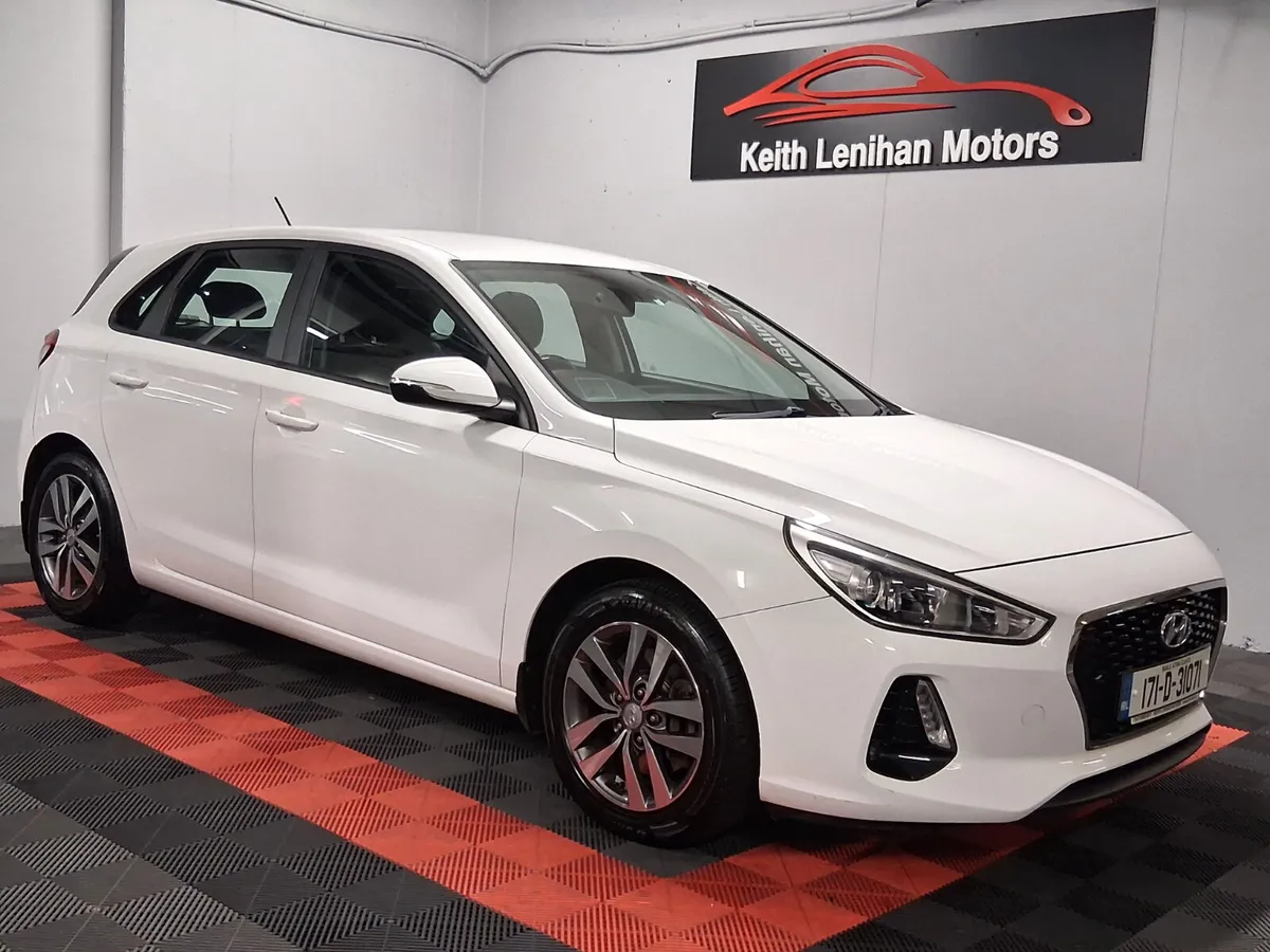 2017 Hyundai i30 **ONE OWNER - LOW KLMS** - Image 1