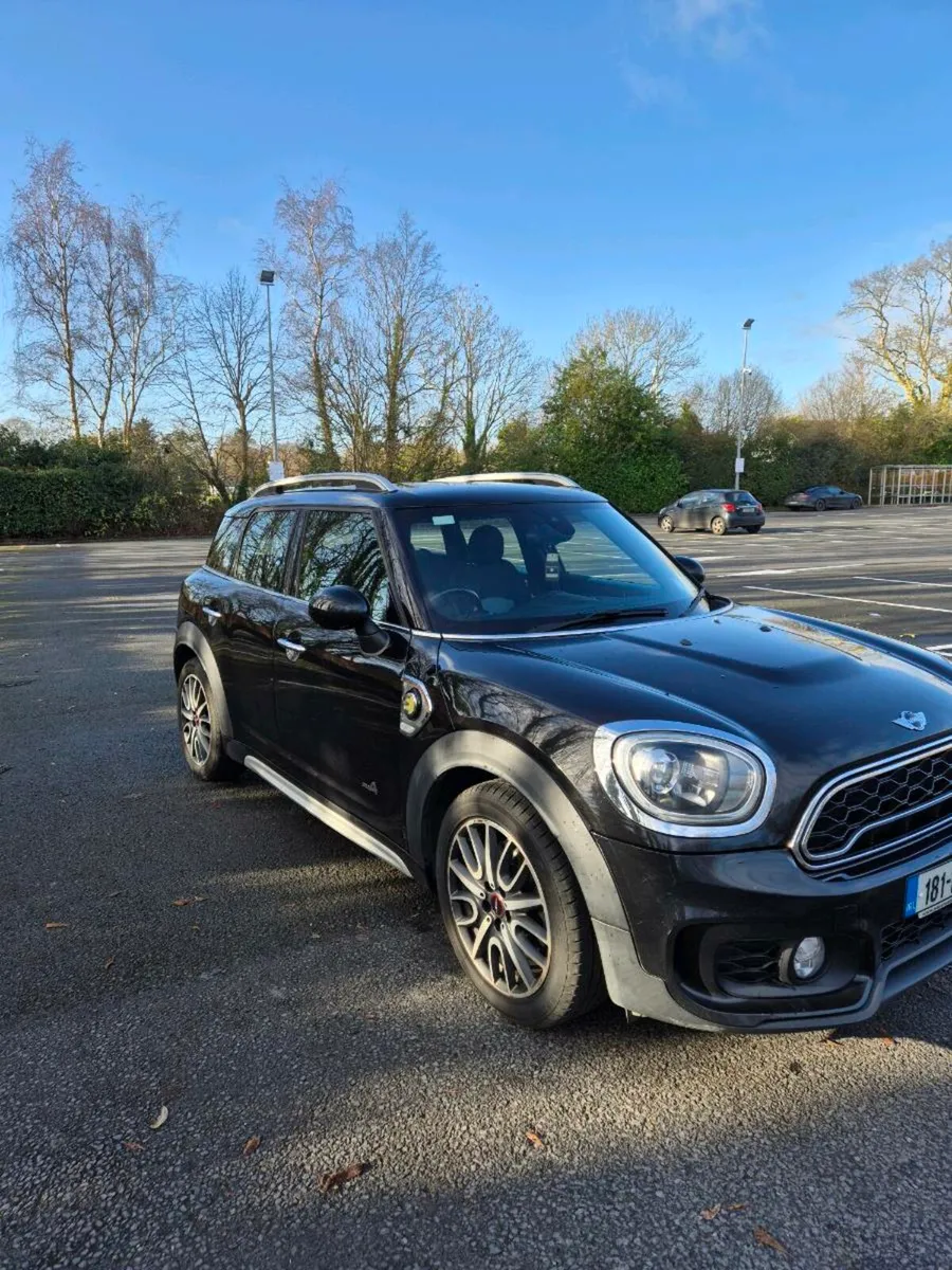 Mini Cooper Countryman - Image 1