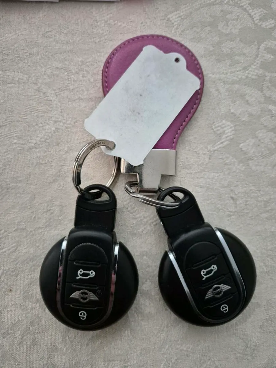 Mini Cooper Countryman - Image 2