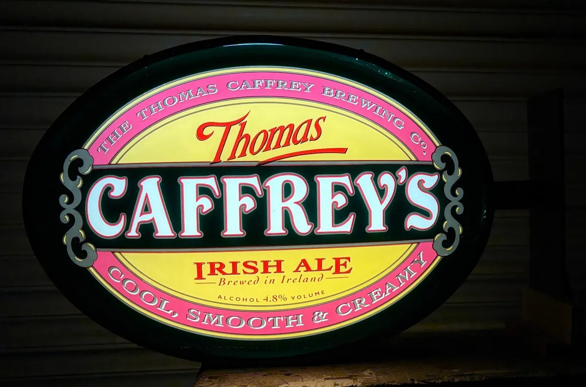 Cafferys Original 2 sided Pub Sign for Sale - Image 3