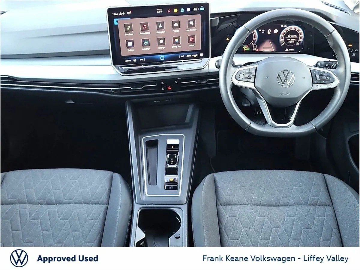 Volkswagen Golf EDITION 75 AUTO 1.5 MHEV 116HP *MO - Image 2