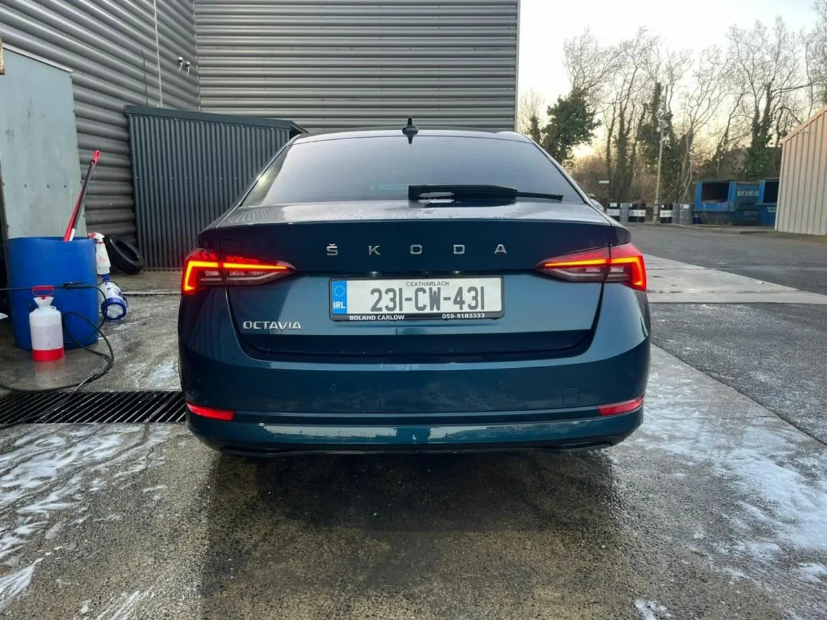 Skoda Octavia 2.0TDI STYLE *5.9% APR* €90 P/W - Image 2