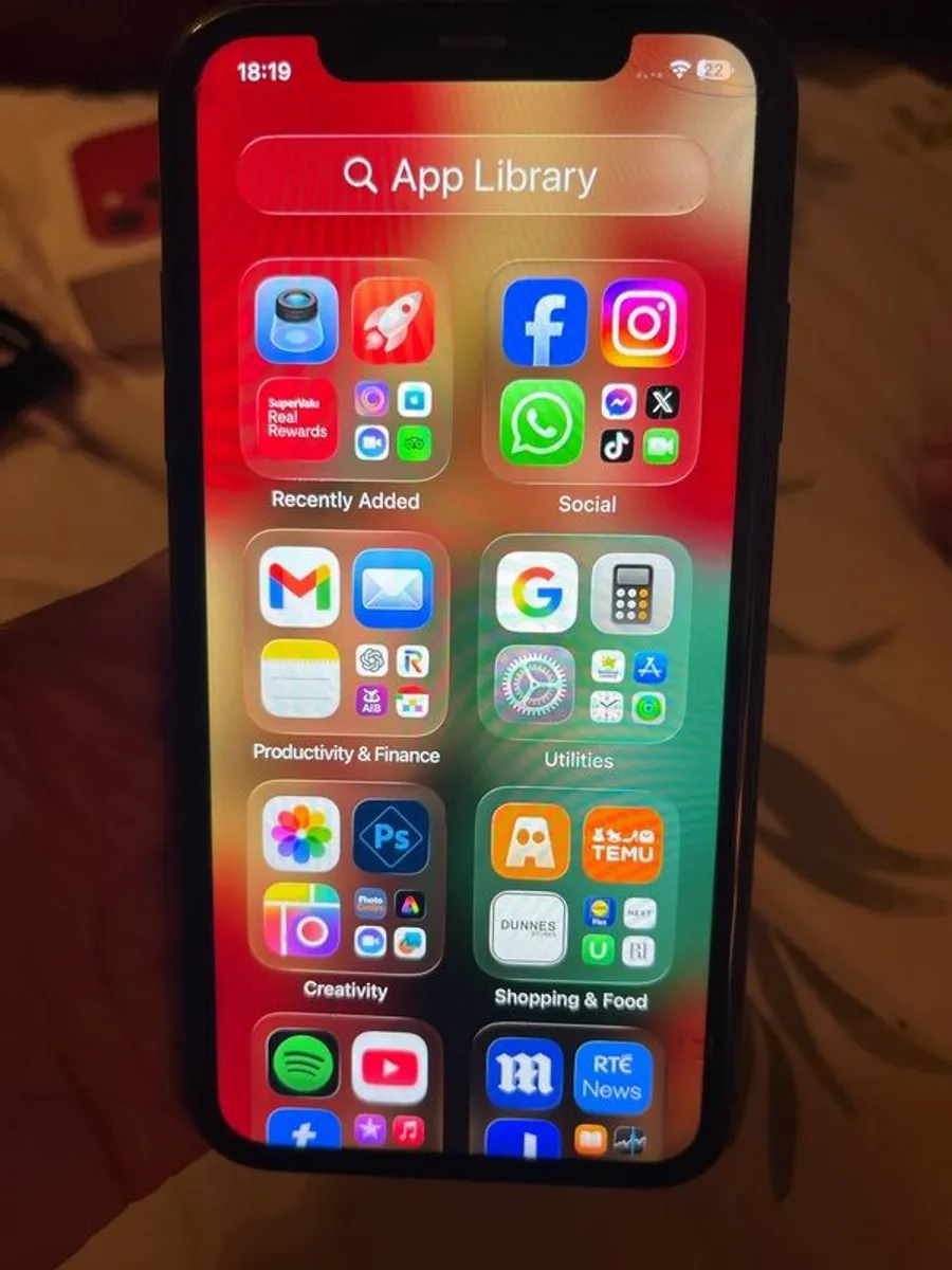 Iphone 11 - 128gb - Image 4