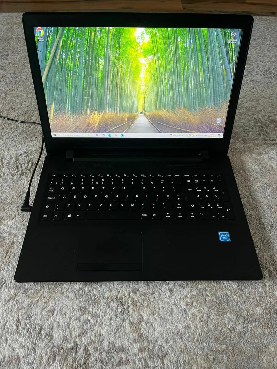 Laptop Lenovo 80T7 - Image 1