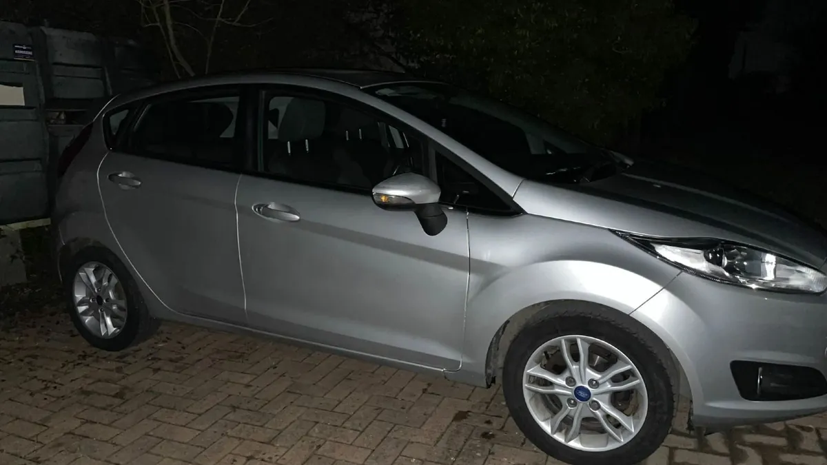 Ford Fiesta 2016 - Image 2