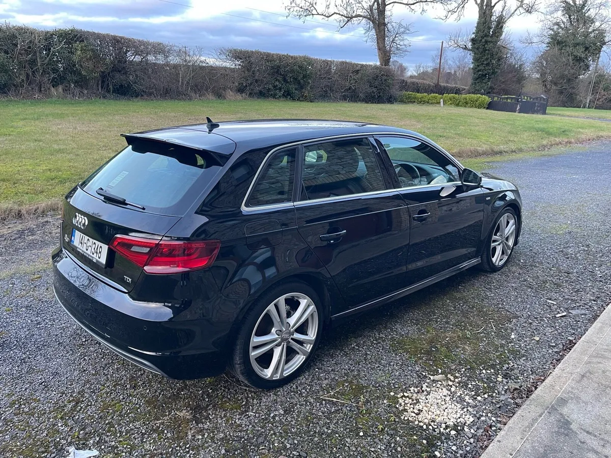 Audi A3 1.6 tdi S Line €10650 - Image 4