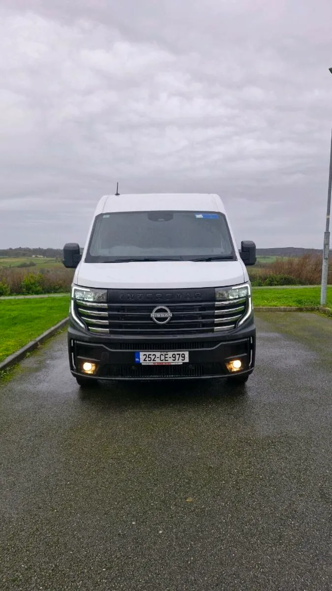 Nissan Interstar SV Premium 150 Automatic L3H2 - Image 1