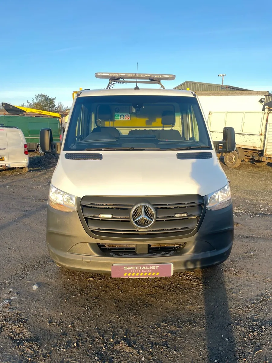 2019 Mercedes Sprinter 314 dropside - Image 2